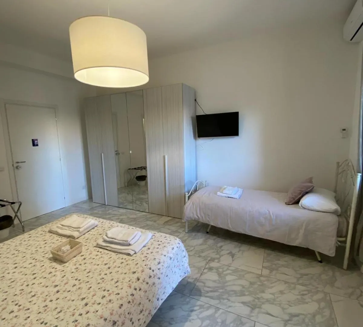 Affittacamere Ennio Rooms Bari