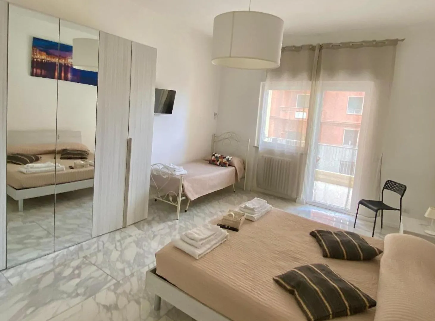 Ennio Rooms Bari